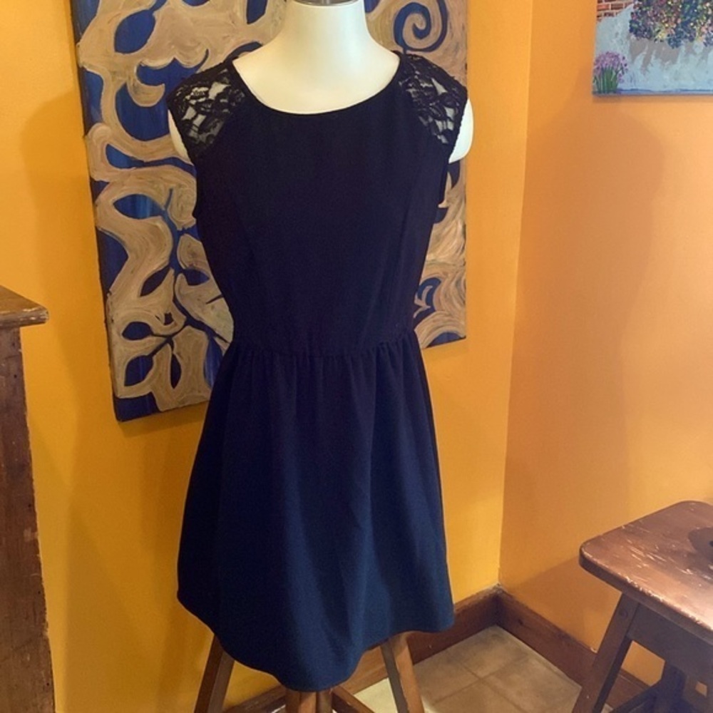 Little Black Dress w Lace Cutouts in Sides & Shoulders